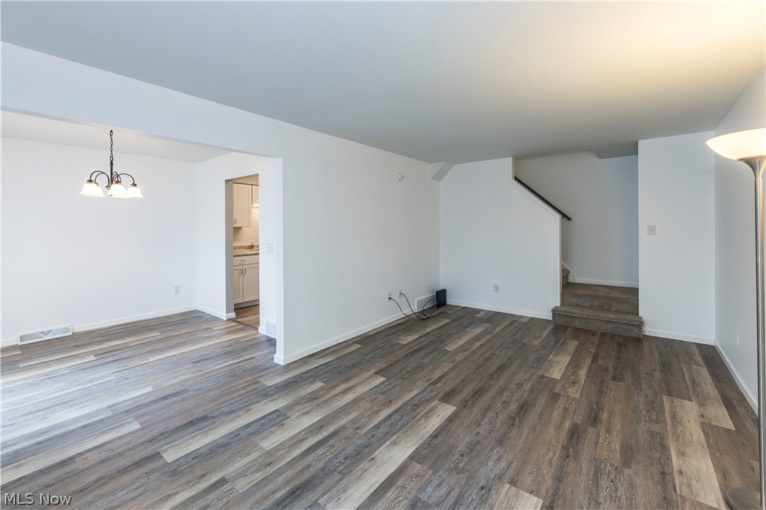 2796 Mull Avenue Copley OH 44321
