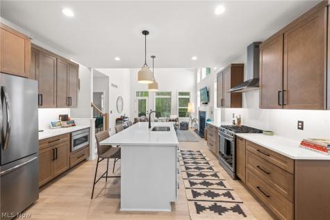 123 Town Centre Drive Broadview Heights OH 44147