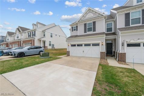 885 Dipper Lane Aurora OH 44202