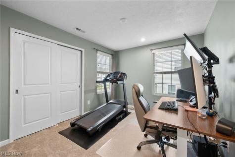 885 Dipper Lane Aurora OH 44202