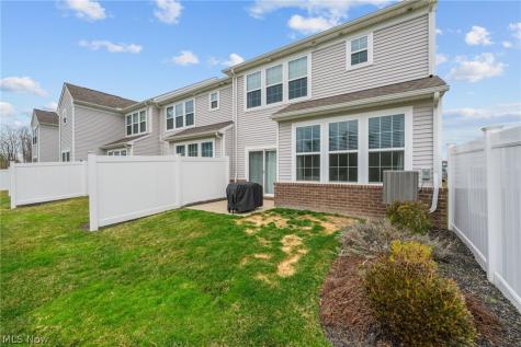 885 Dipper Lane Aurora OH 44202