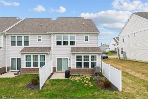 885 Dipper Lane Aurora OH 44202