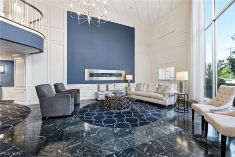 2112 Acacia Park Drive Lyndhurst OH 44124