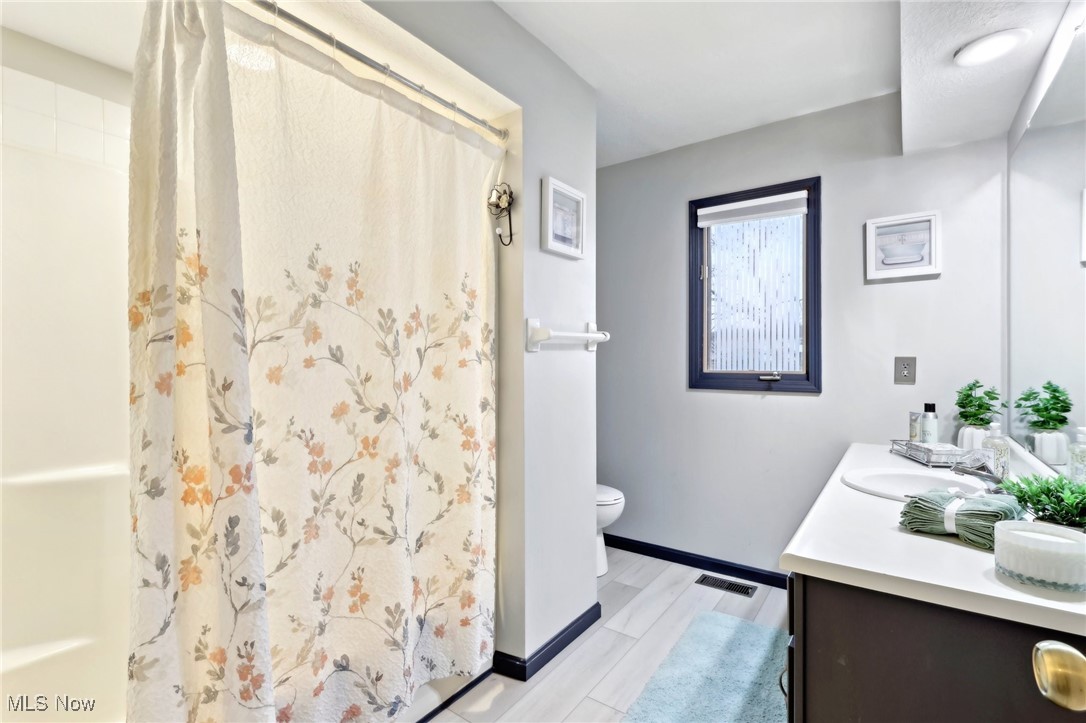 29 Tudor Lane Kent OH 44240