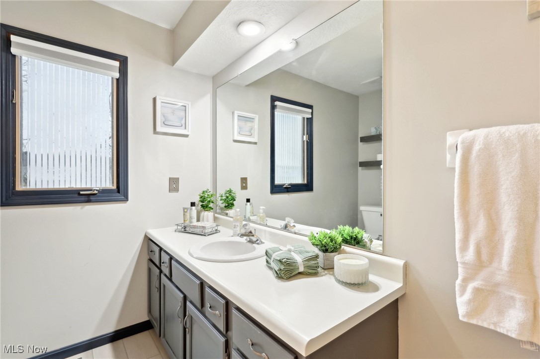 29 Tudor Lane Kent OH 44240