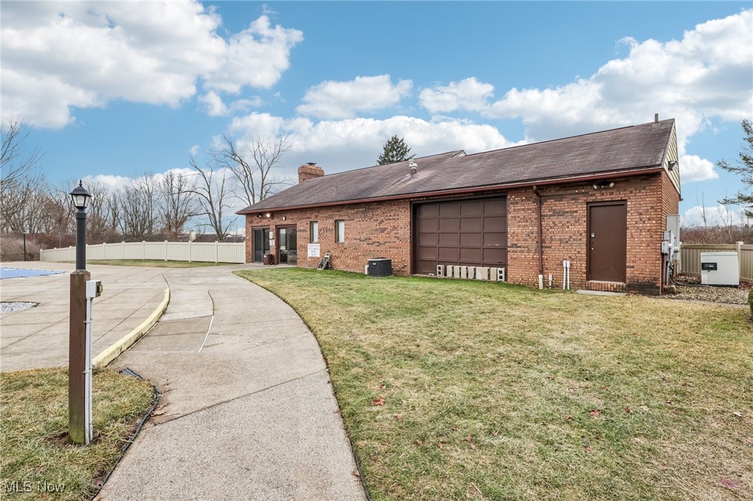 29 Tudor Lane Kent OH 44240