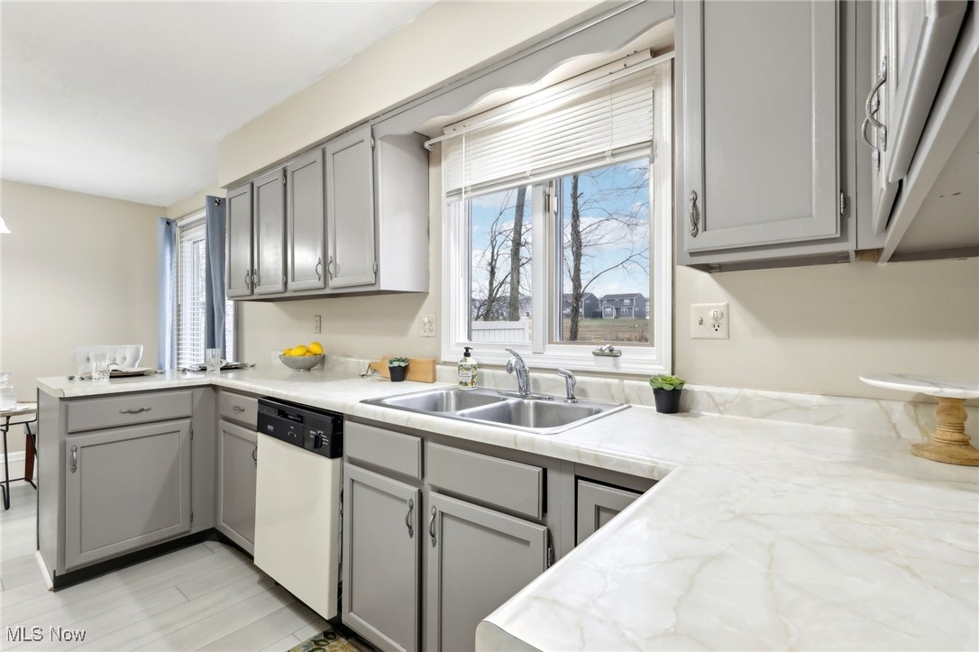 29 Tudor Lane Kent OH 44240