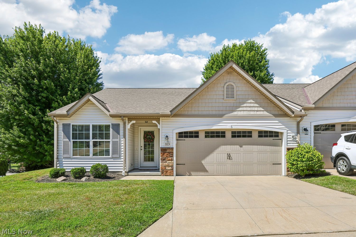 323 Lake Breeze Cove Eastlake OH 44095