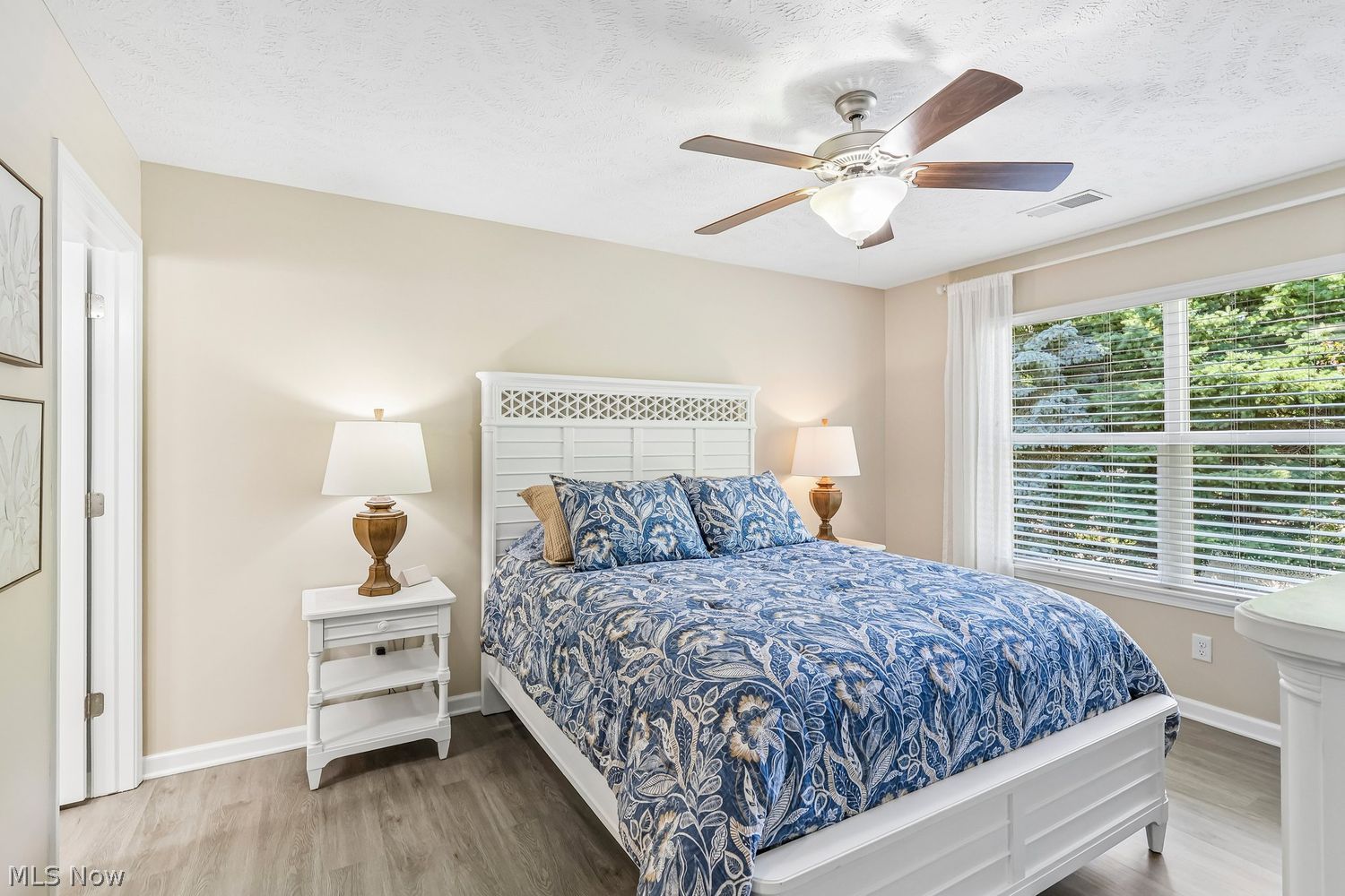 323 Lake Breeze Cove Eastlake OH 44095