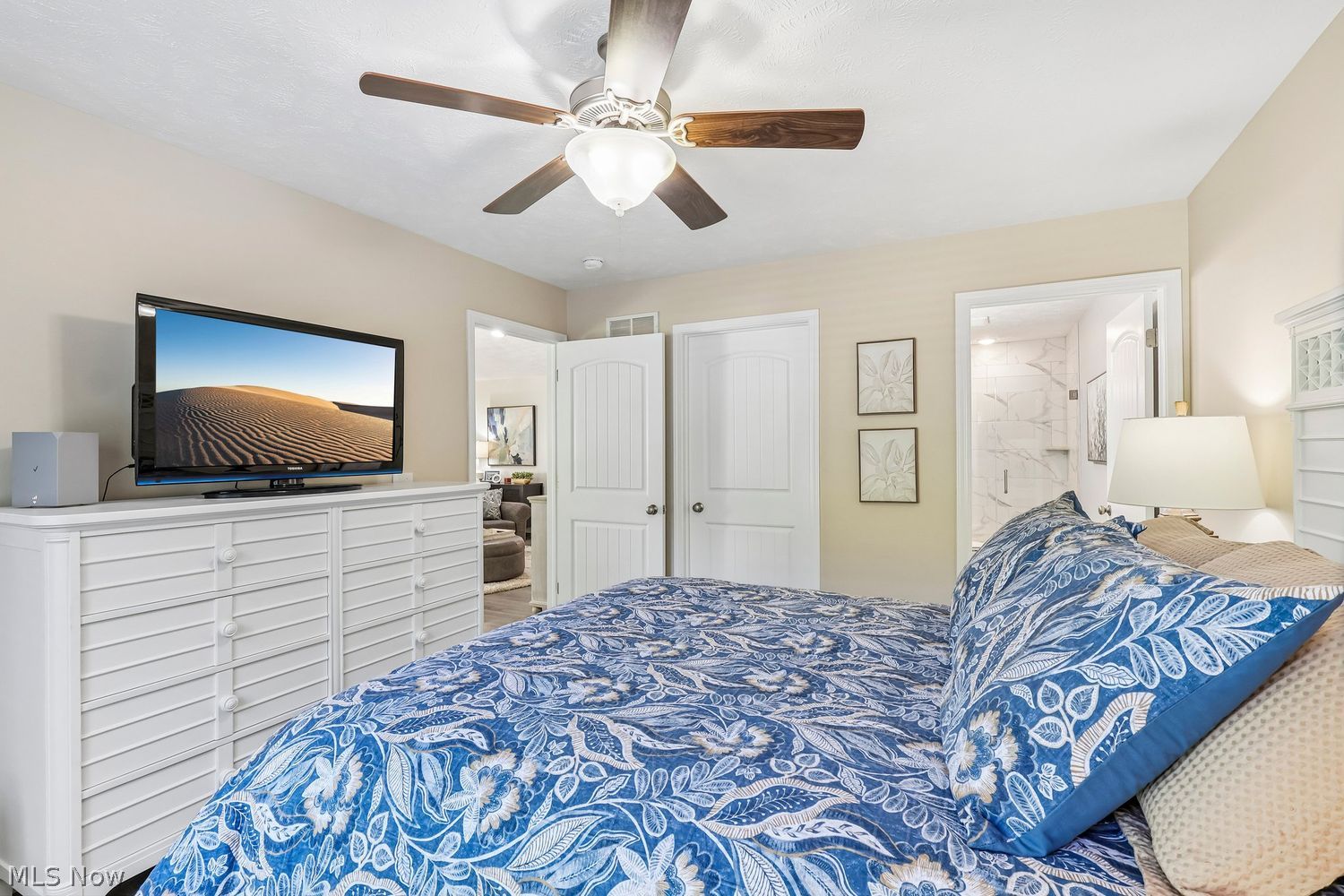 323 Lake Breeze Cove Eastlake OH 44095