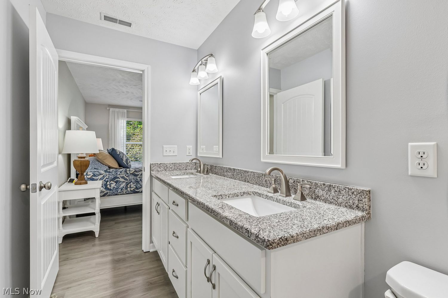 323 Lake Breeze Cove Eastlake OH 44095