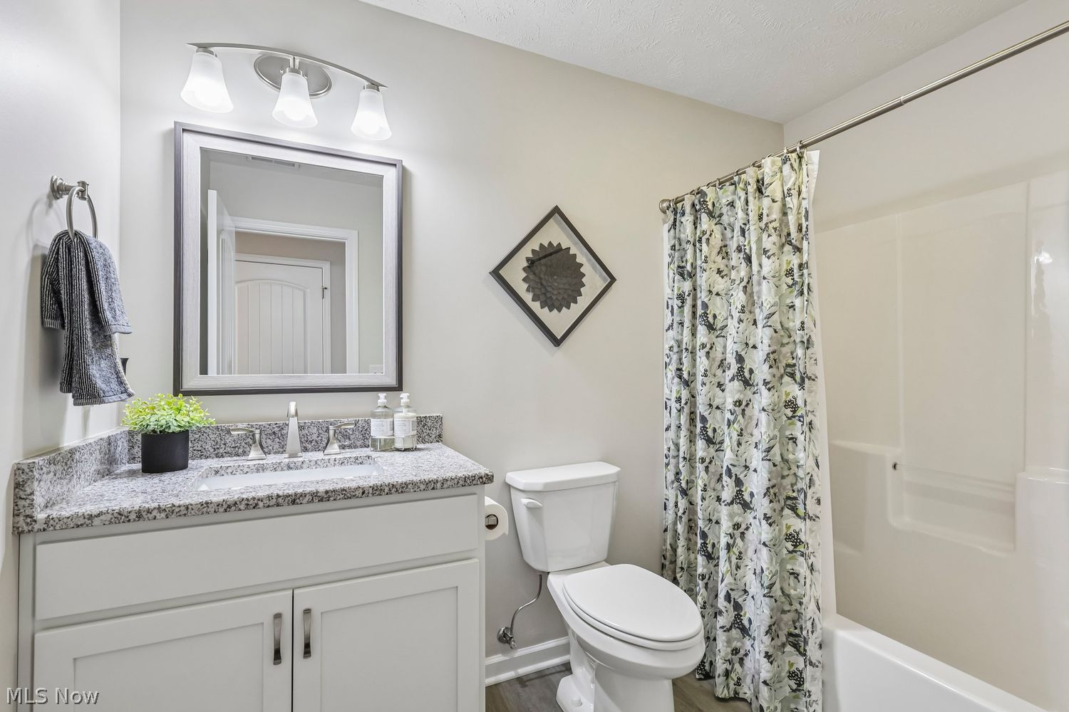 323 Lake Breeze Cove Eastlake OH 44095