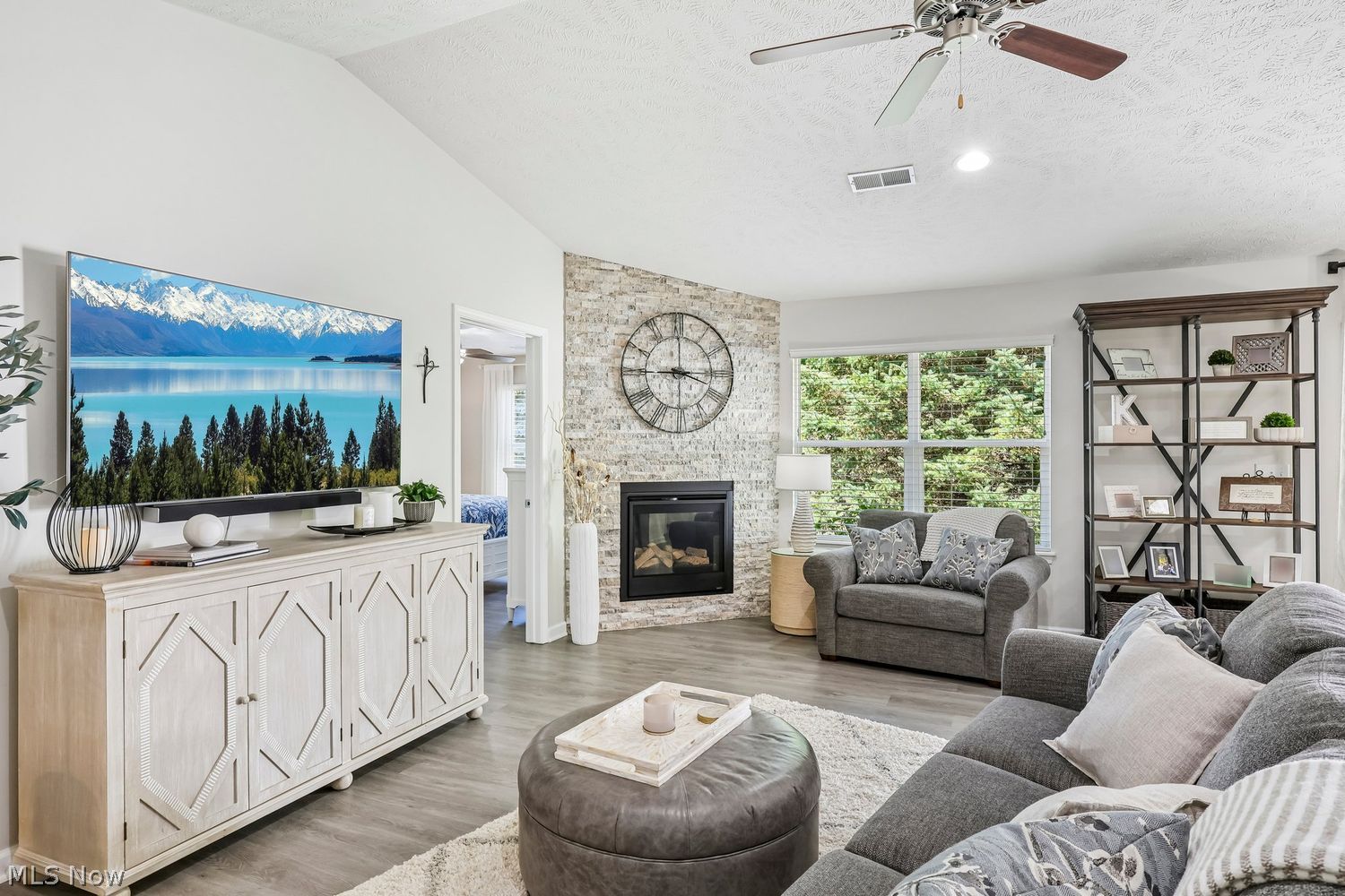 323 Lake Breeze Cove Eastlake OH 44095