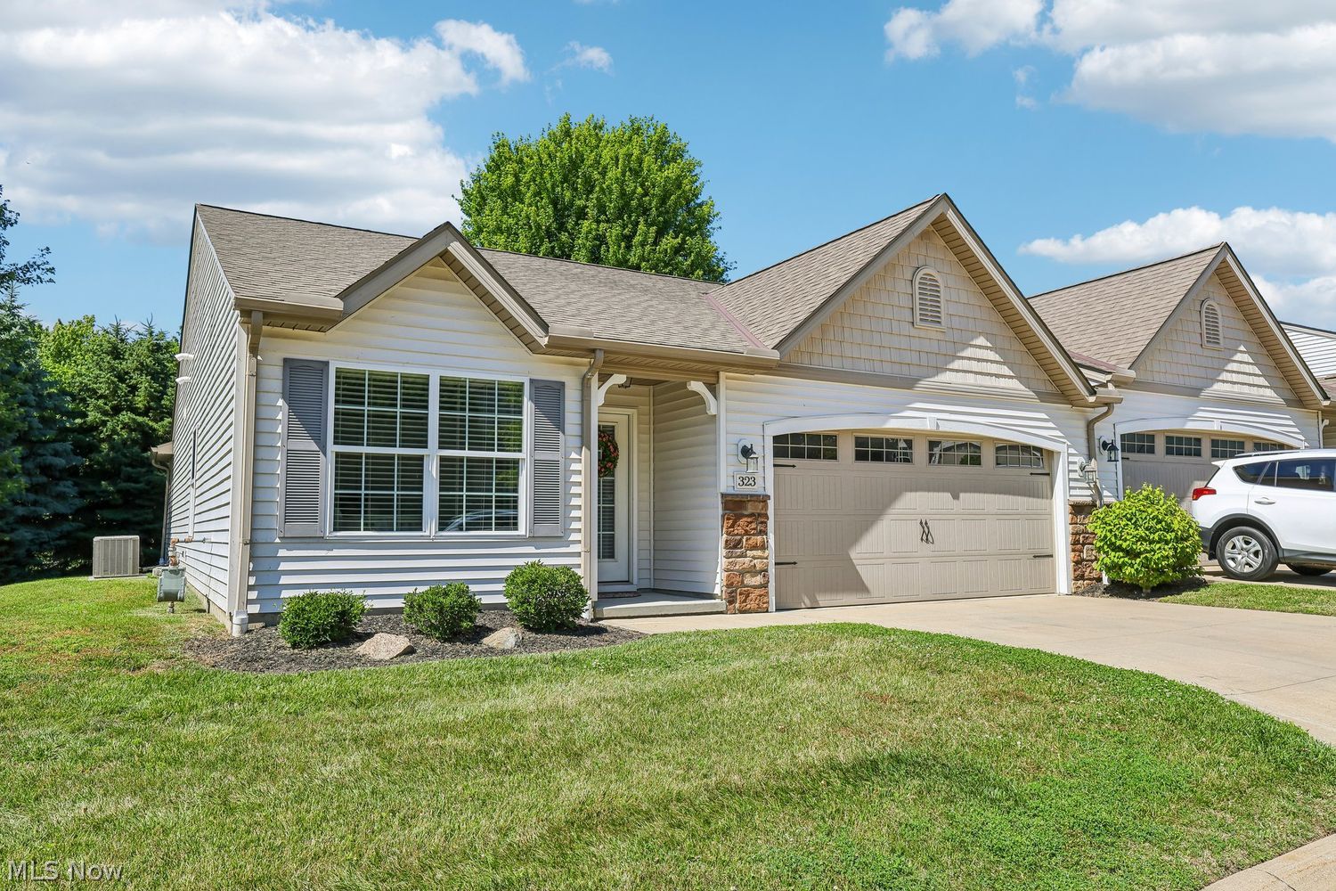 323 Lake Breeze Cove Eastlake OH 44095