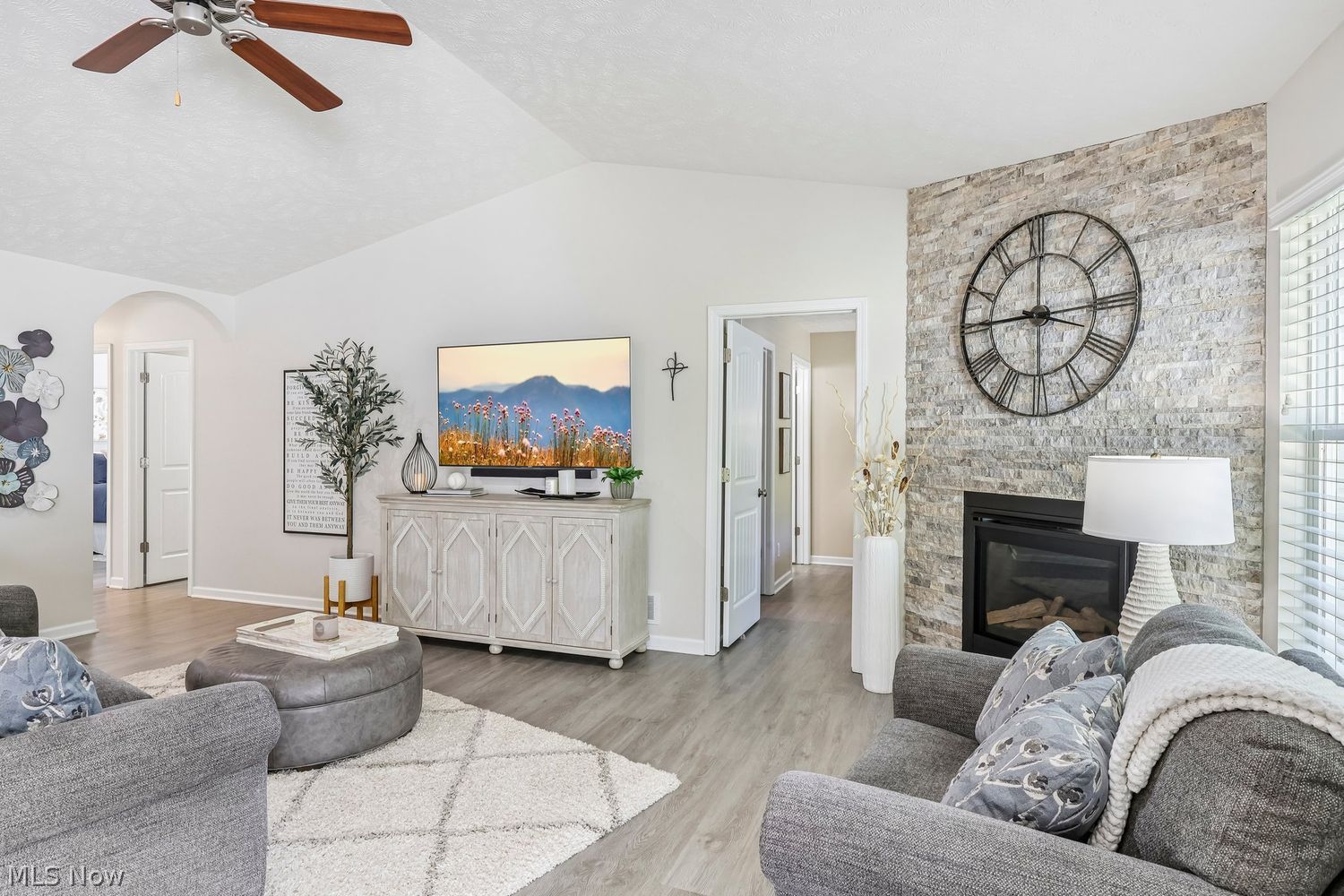 323 Lake Breeze Cove Eastlake OH 44095