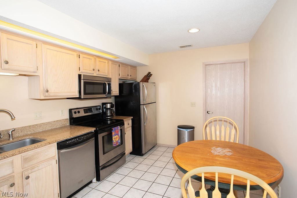 695 E Western Reserve Road Poland OH 44514