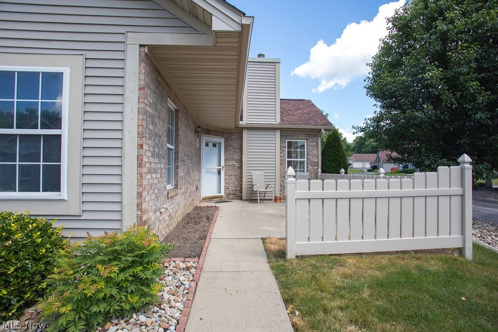 695 E Western Reserve Road Poland OH 44514