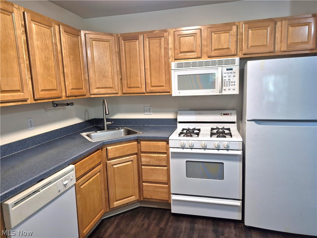 1209 Summerfield Lane NE Warren OH 44483