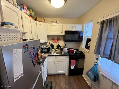 22751 Fox Avenue Euclid OH 44123