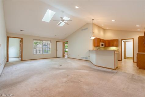 1344 Pebble Chase Circle NE Massillon OH 44646
