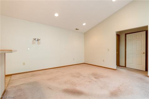 1344 Pebble Chase Circle NE Massillon OH 44646