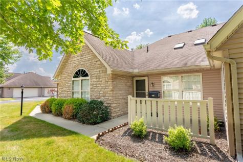 1344 Pebble Chase Circle NE Massillon OH 44646