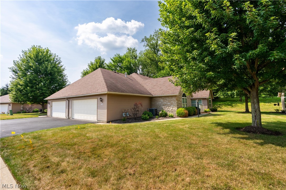 1344 Pebble Chase Circle NE Massillon OH 44646