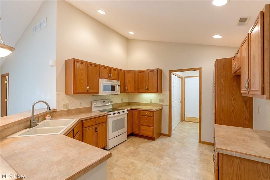1344 Pebble Chase Circle NE Massillon OH 44646