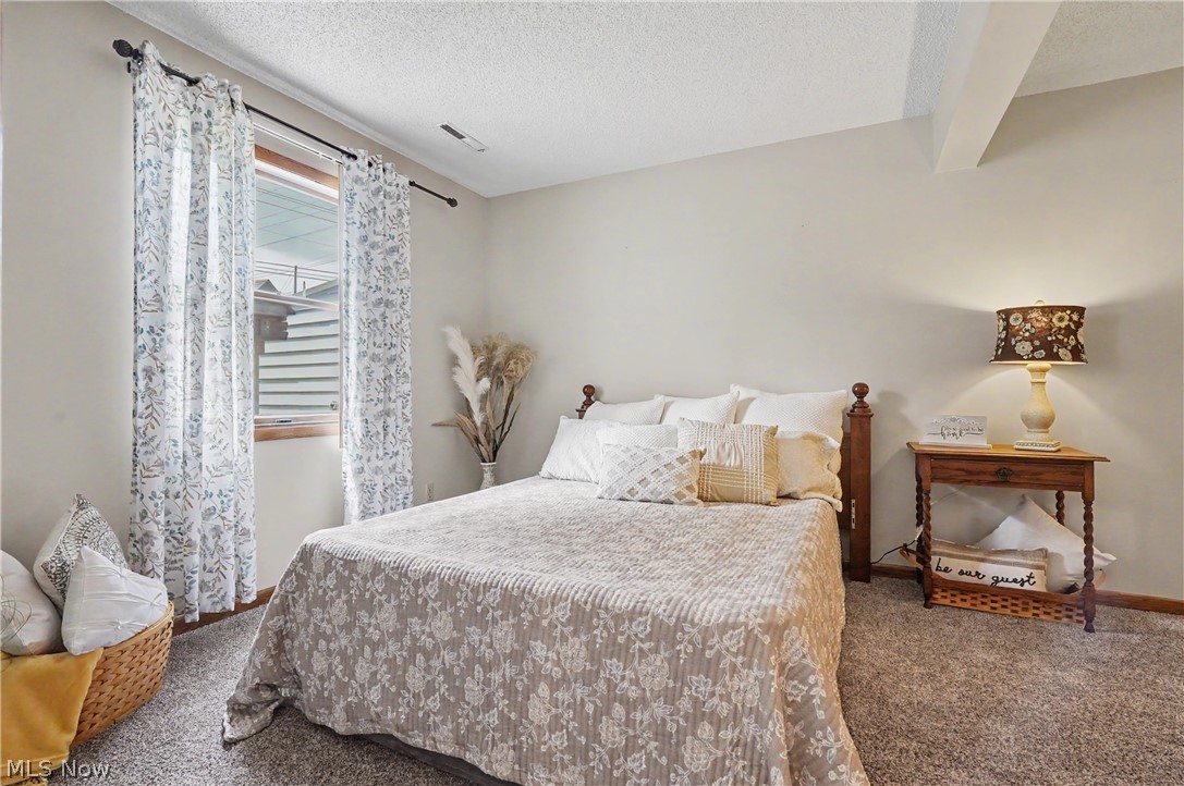 1904 Indian Hills Trail Akron OH 44313
