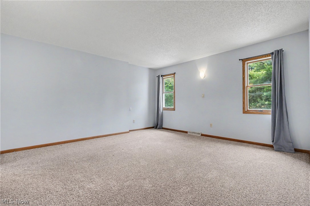 1904 Indian Hills Trail Akron OH 44313