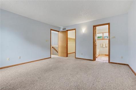 1904 Indian Hills Trail Akron OH 44313