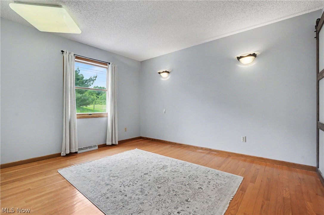 1904 Indian Hills Trail Akron OH 44313