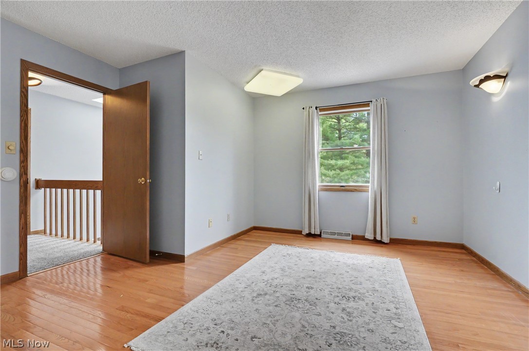 1904 Indian Hills Trail Akron OH 44313