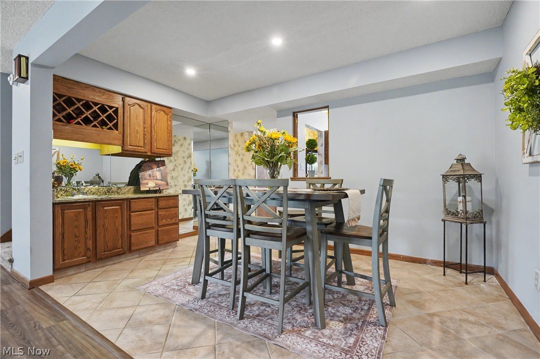 1904 Indian Hills Trail Akron OH 44313