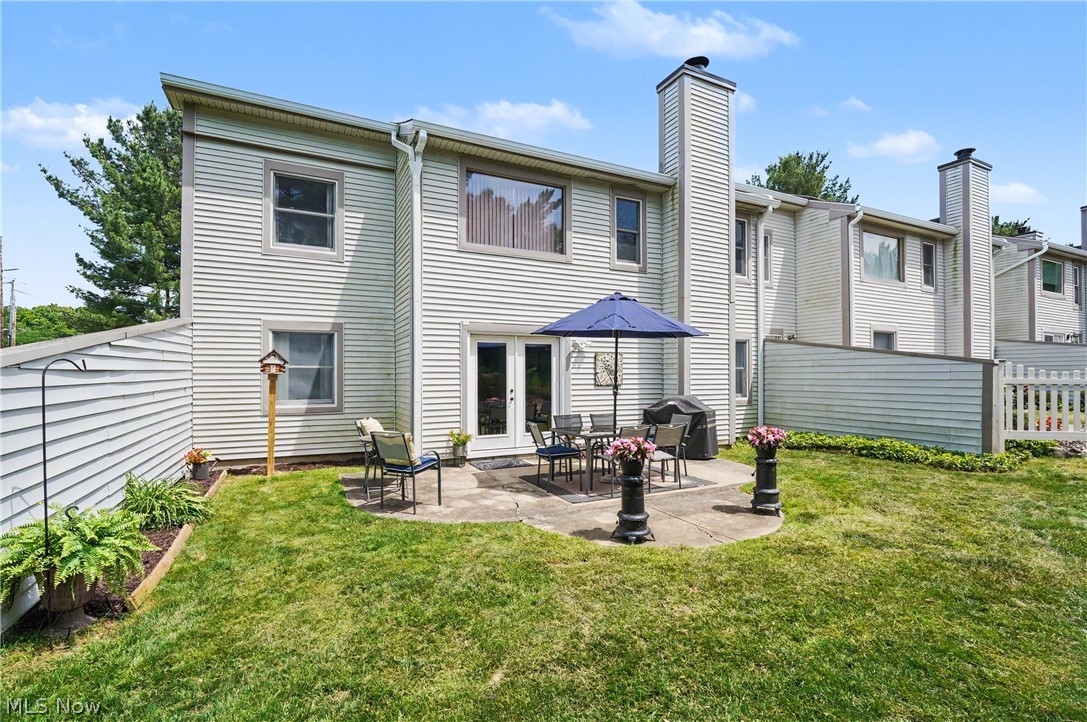 1904 Indian Hills Trail Akron OH 44313