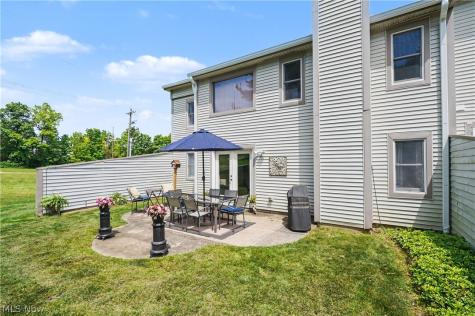 1904 Indian Hills Trail Akron OH 44313