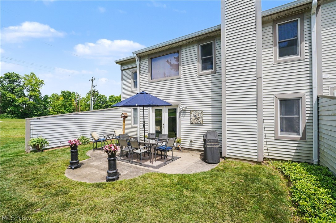 1904 Indian Hills Trail Akron OH 44313