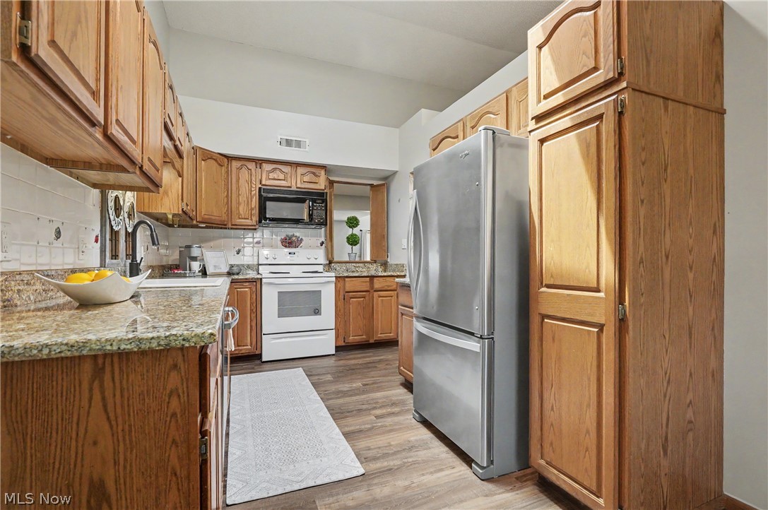 1904 Indian Hills Trail Akron OH 44313