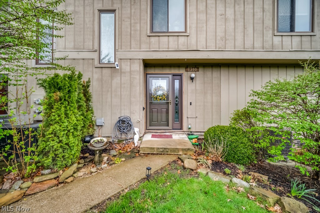 7390 Creekwood Drive North Royalton OH 44133
