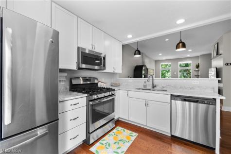 7305 Battery Park Boulevard Cleveland OH 44102