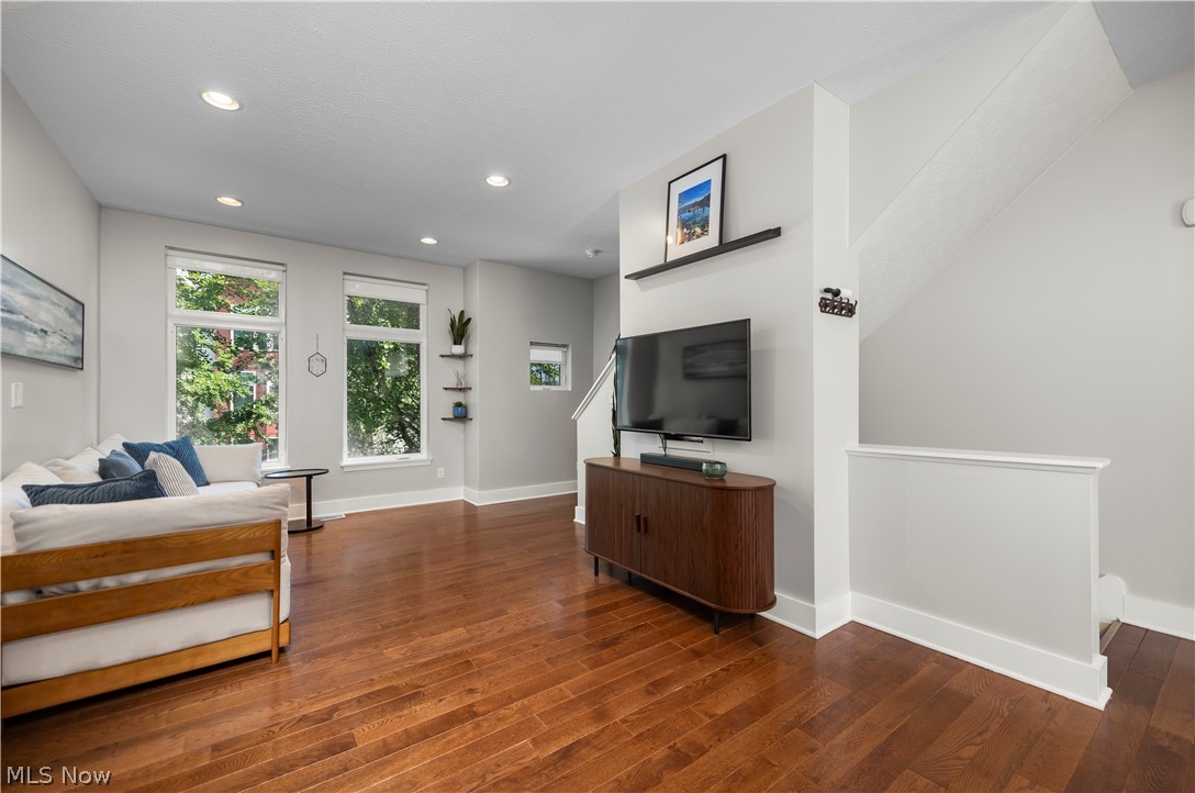 7305 Battery Park Boulevard Cleveland OH 44102