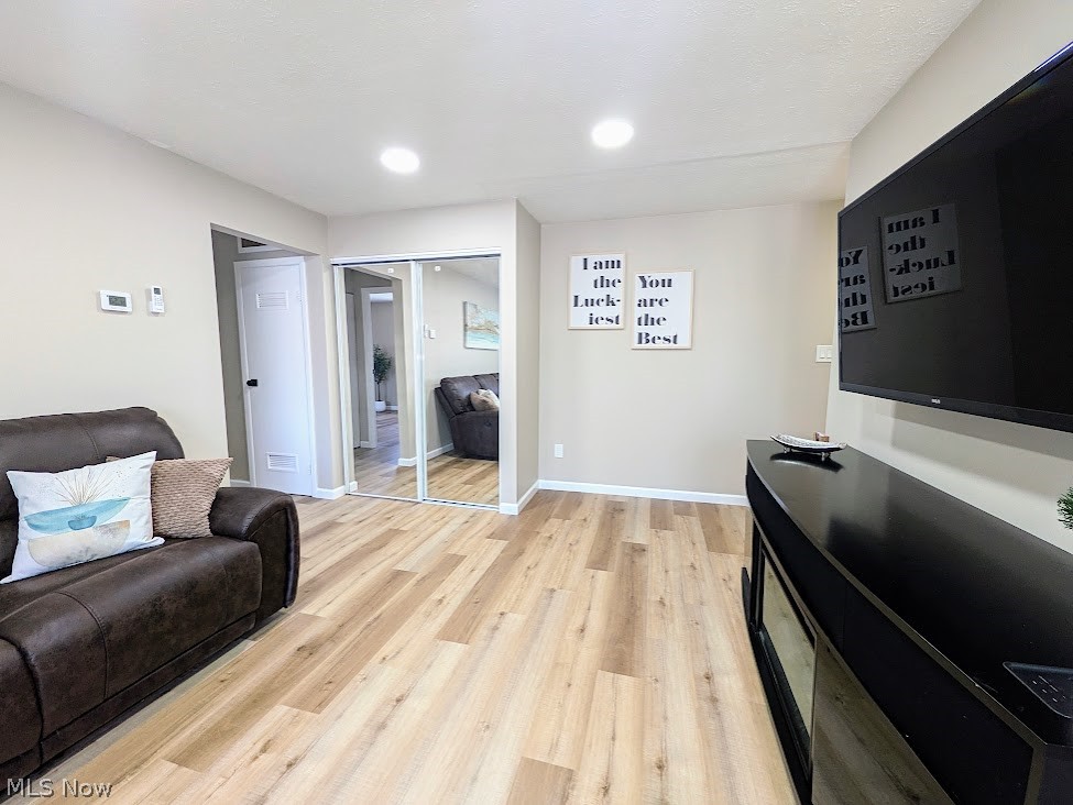 1402 Golden Gate Boulevard Mayfield Heights OH 44124