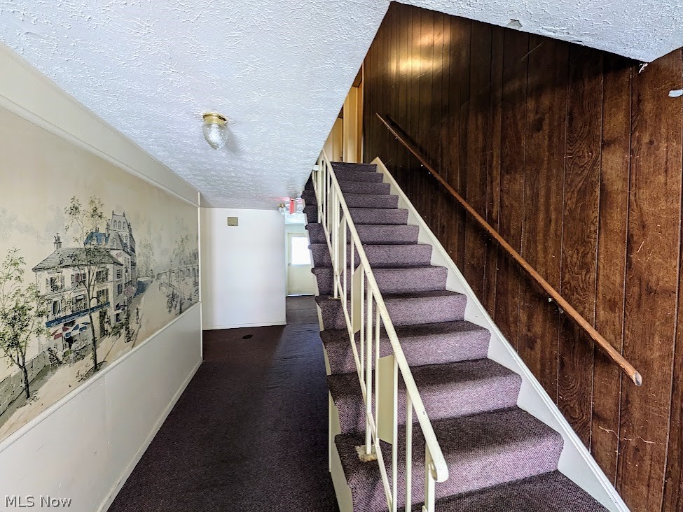 1402 Golden Gate Boulevard Mayfield Heights OH 44124