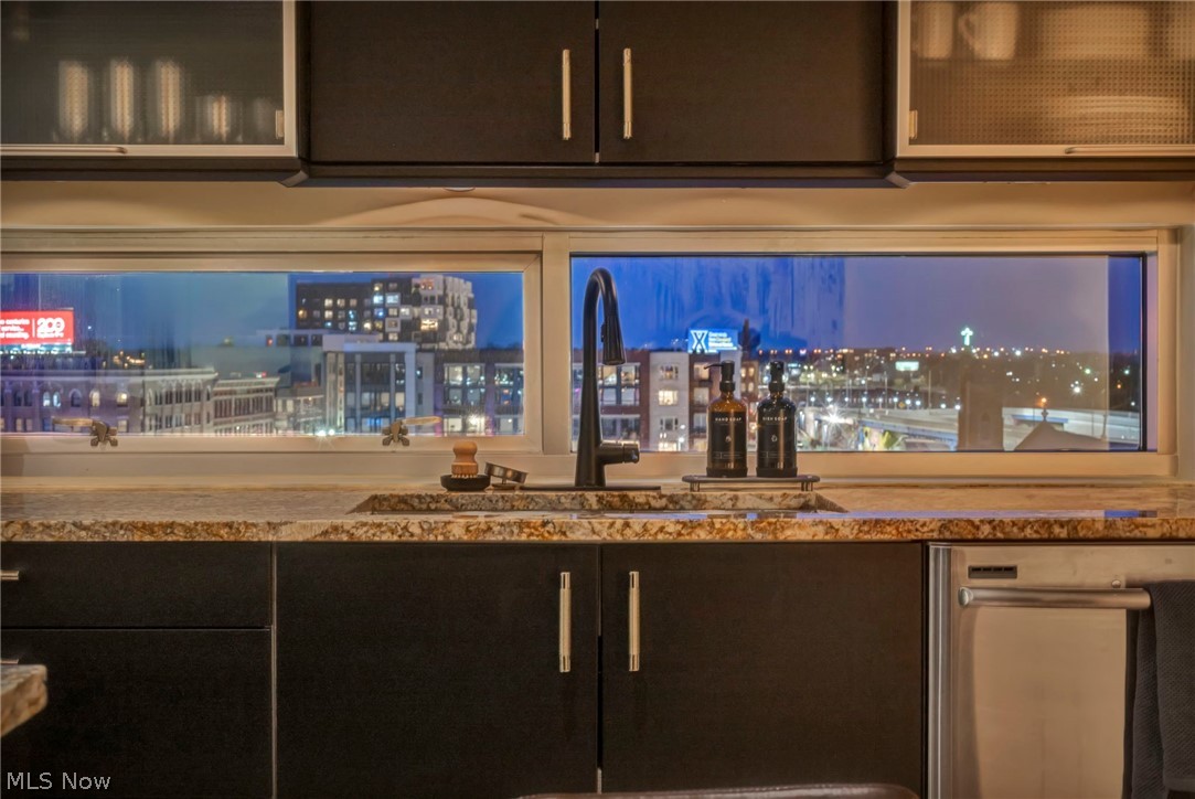 2222 Detroit Avenue Cleveland OH 44113