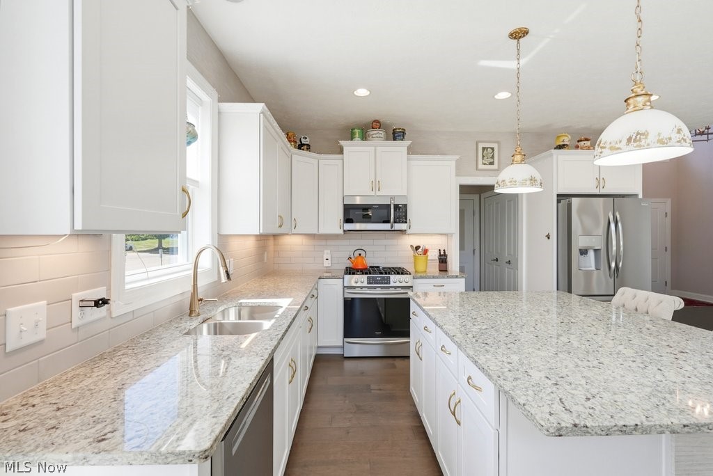 421 Salandra Court Avon Lake OH 44012