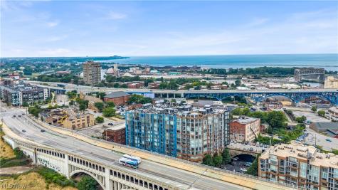 2222 Detroit Avenue Cleveland OH 44113