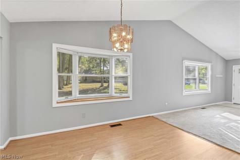 2053 Candlewood Drive Avon OH 44011