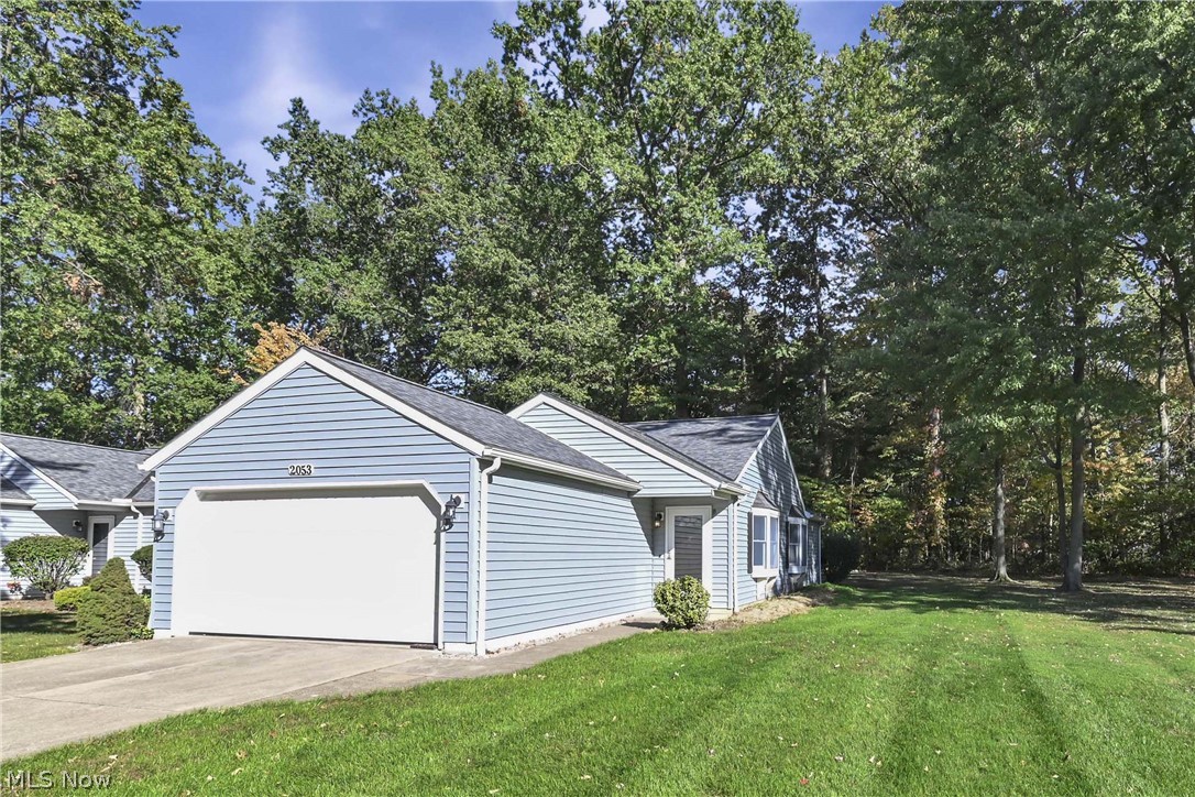 2053 Candlewood Drive Avon OH 44011