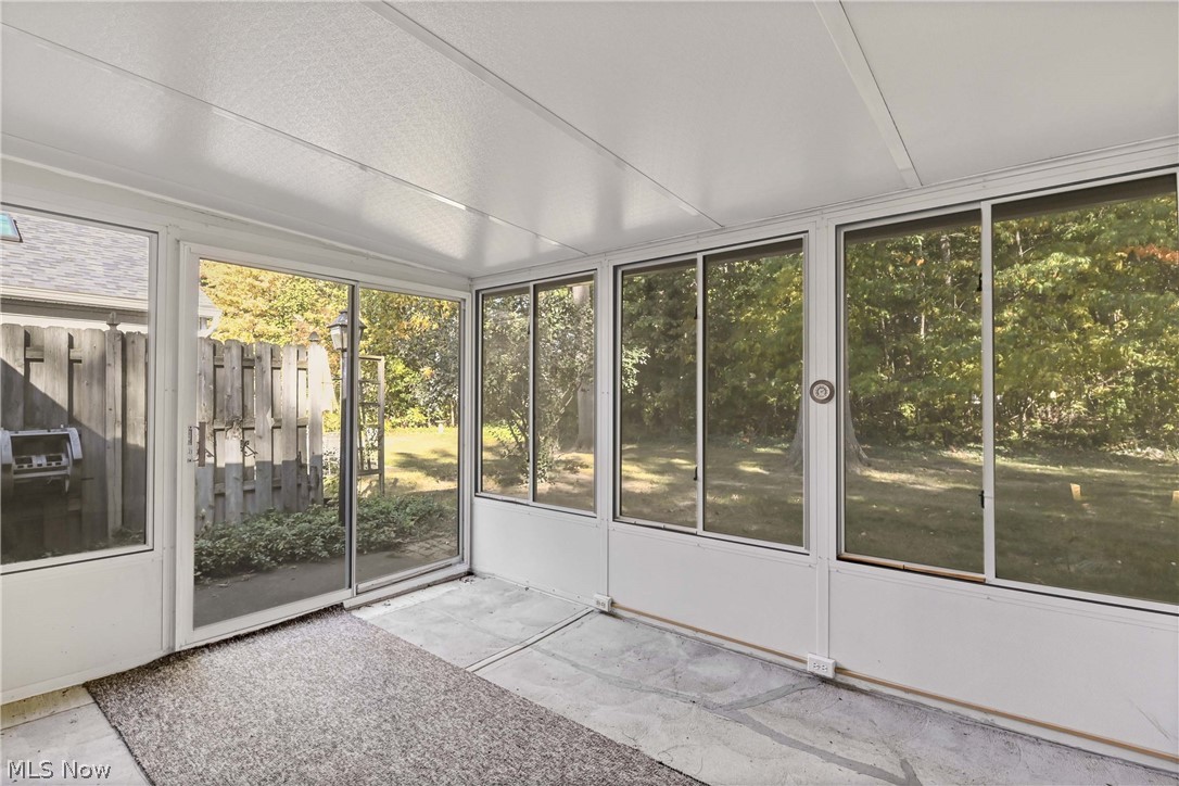 2053 Candlewood Drive Avon OH 44011