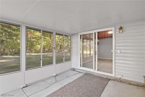 2053 Candlewood Drive Avon OH 44011